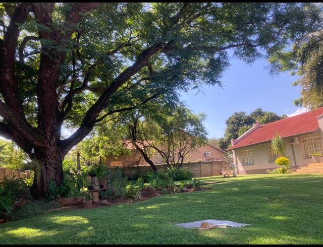 4 BEDROOM HOUSE FOR SALE IN PROTEA PARK